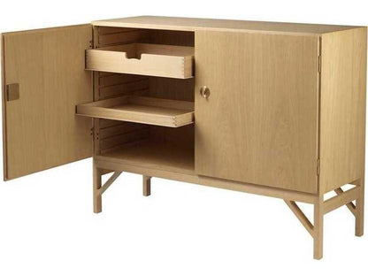 A232 483" Oak Wood Sideboard
