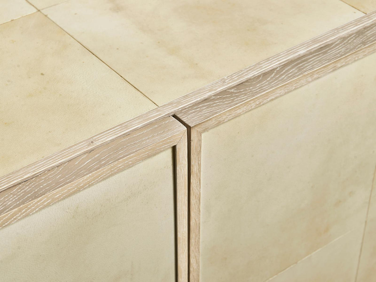 Water Hydra Entertainment Console in Parchment Oak