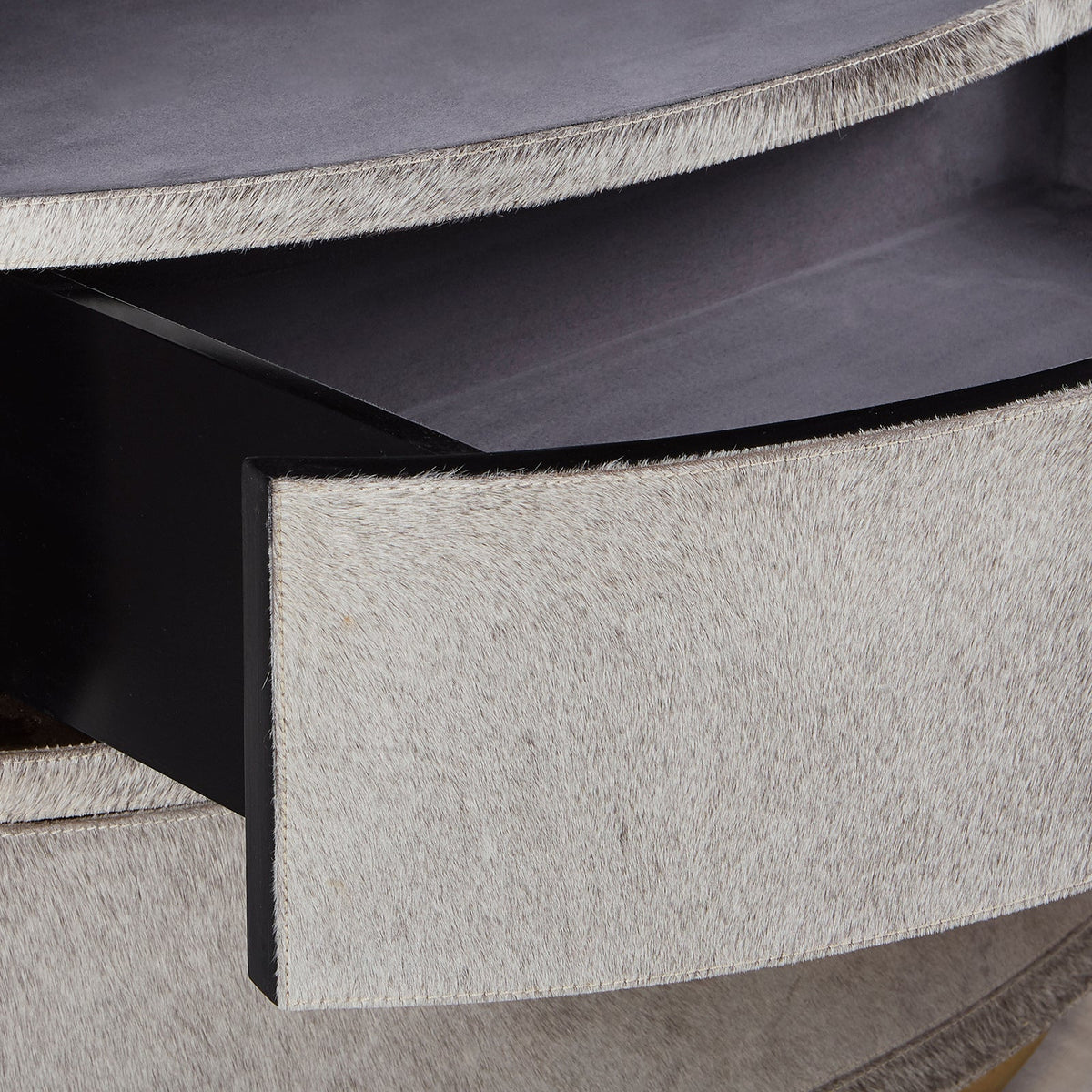 Villa & House Julius 2-Drawer Side Table