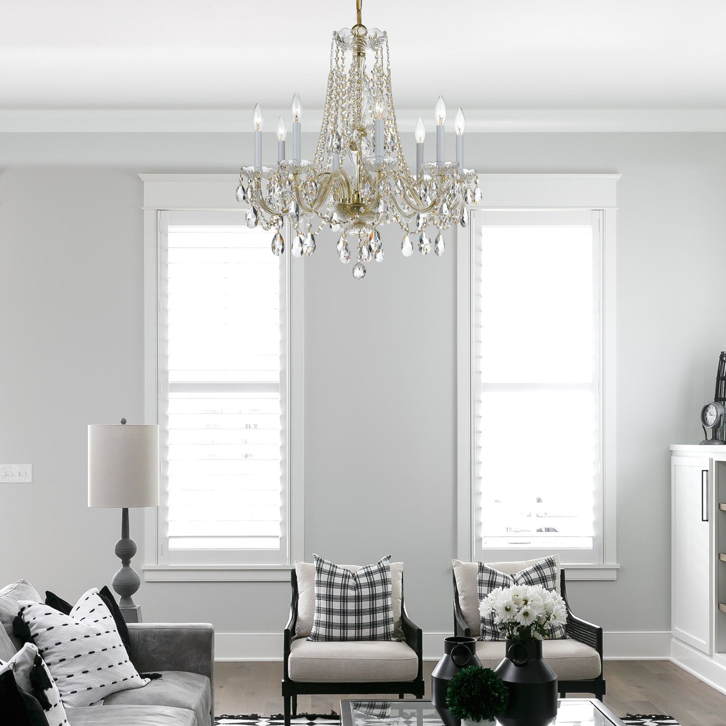 Single-Tier 8-Light Victorian Chandelier